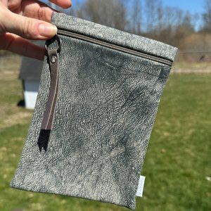 Rough & Tumble BNNU/EUC Elephant Ear + wolf Slip Case Tall